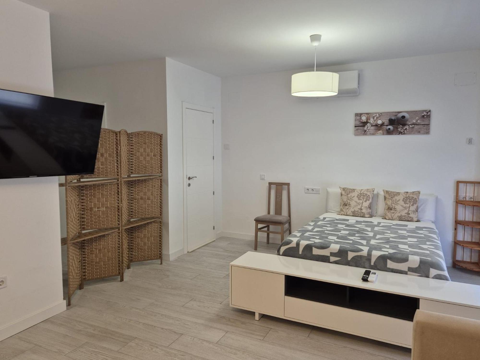 Suites Recien Reformadas Vista Alegre Madrid Extérieur photo